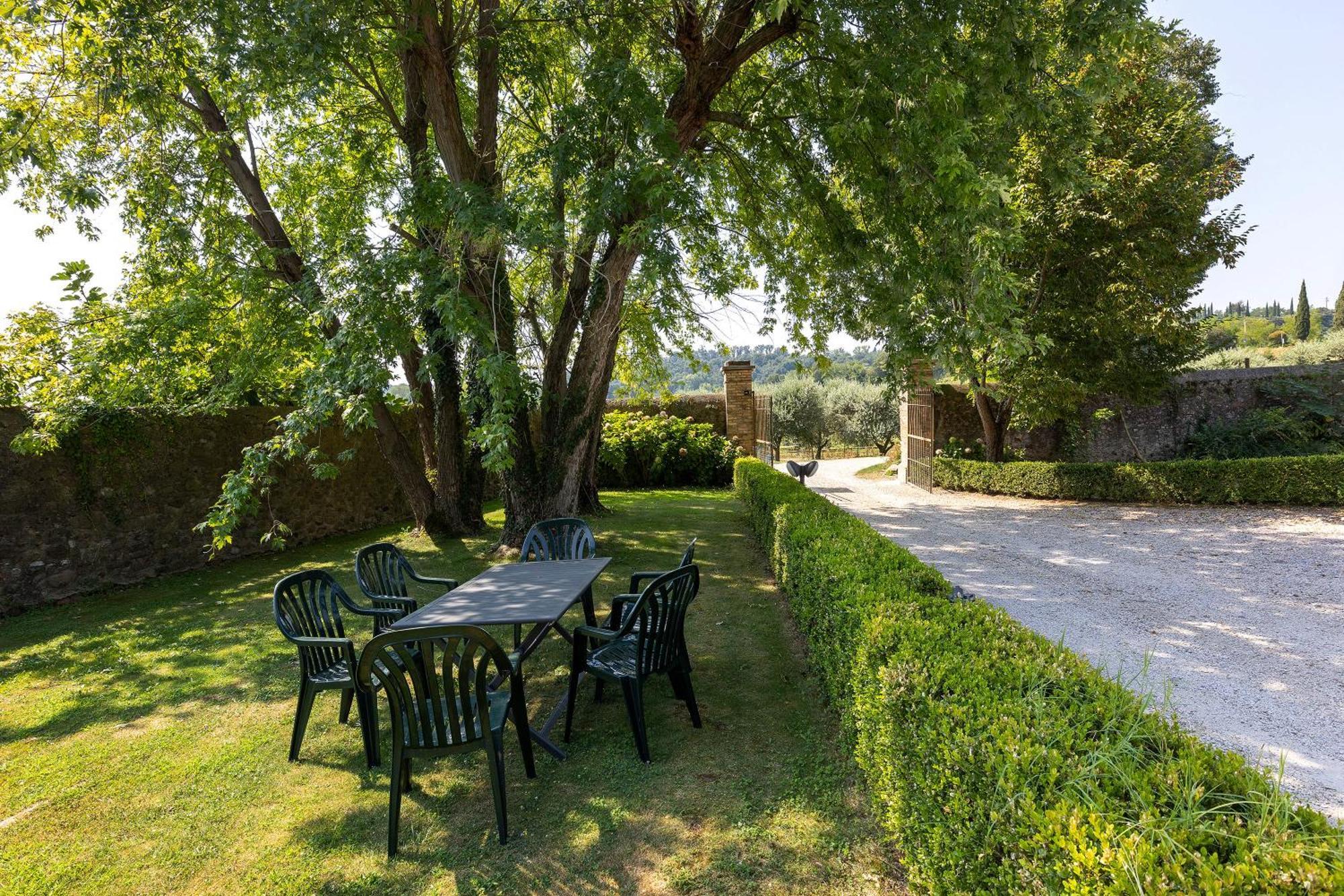 New Agriturismo Corte Olfino Monzambano Exterior foto